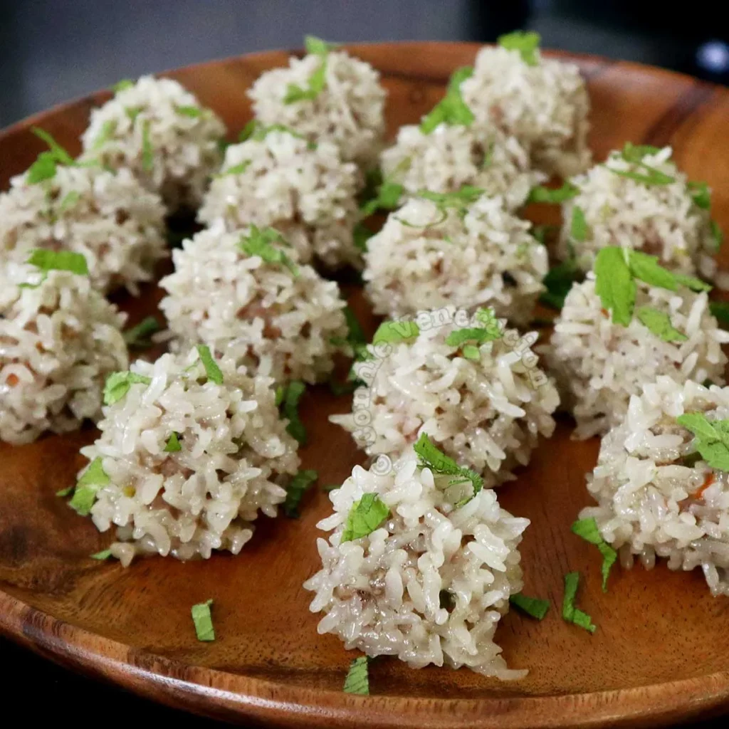 Chinese sticky rice pearl meatballs