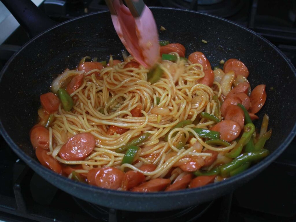 Naporitan (Japanese spaghetti)