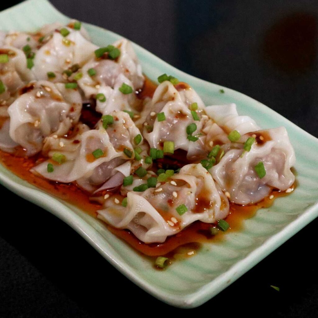 Wontons in Sichuan chili oil