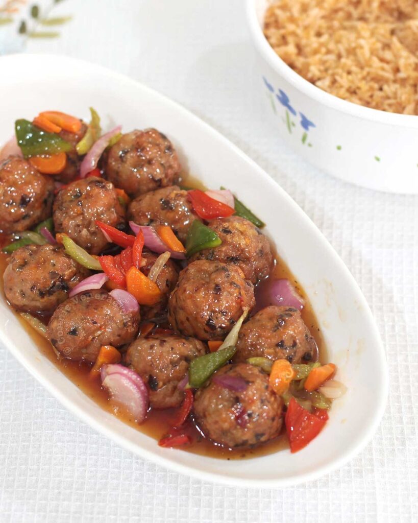 Meatballs with sweet sour sauce