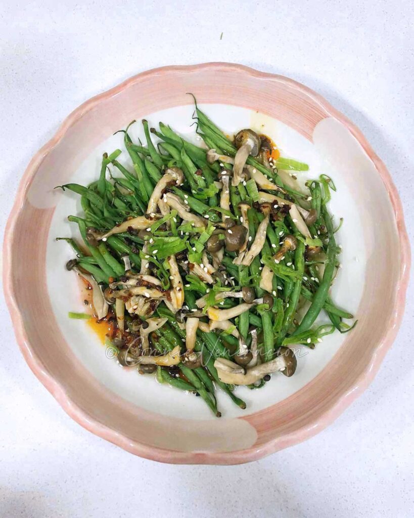 Green beans and mushrooms with chili ginger vinaigrette