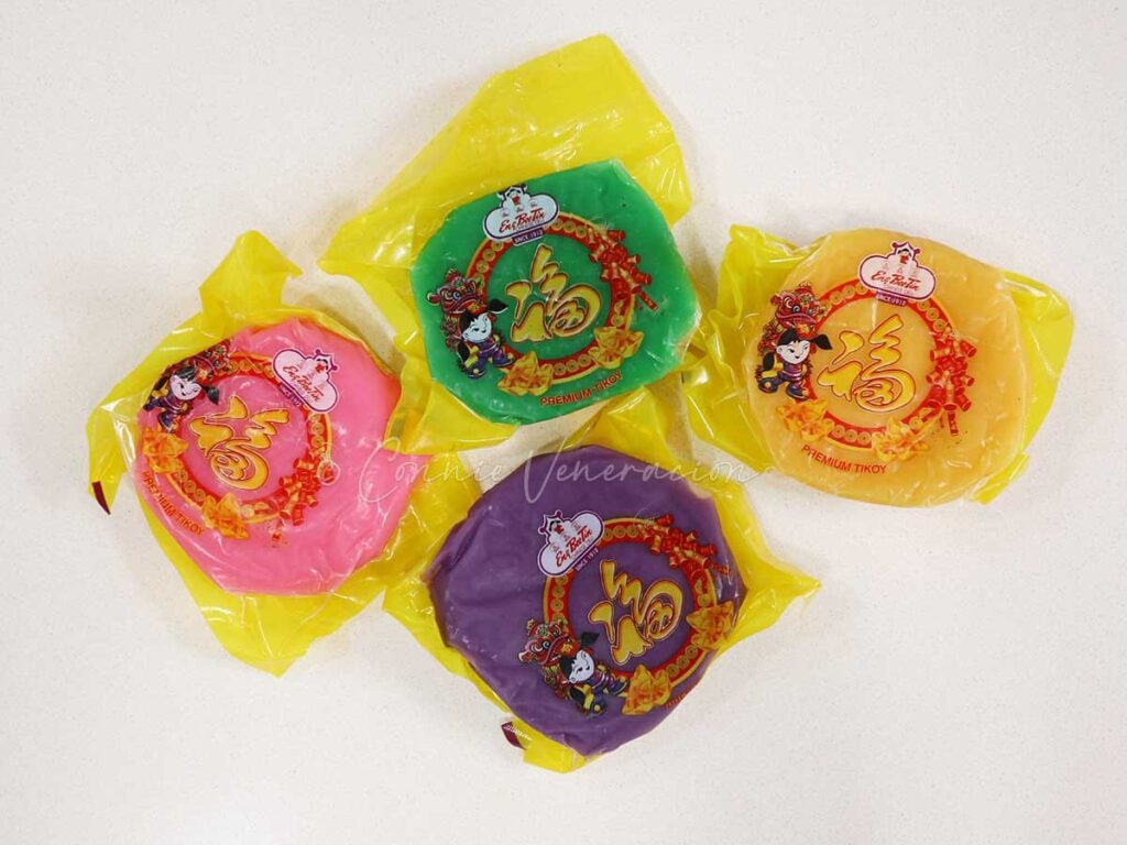 Nian gao (sticky rice cakes) in four flavors