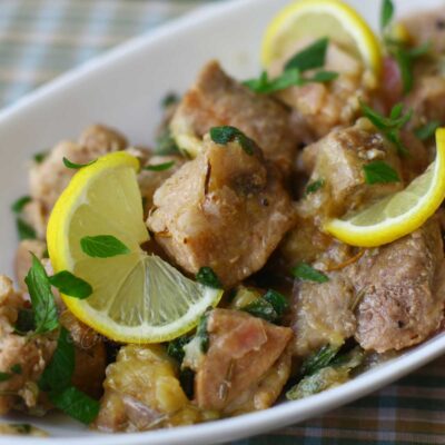 Pork ribs with lemon and rosemary